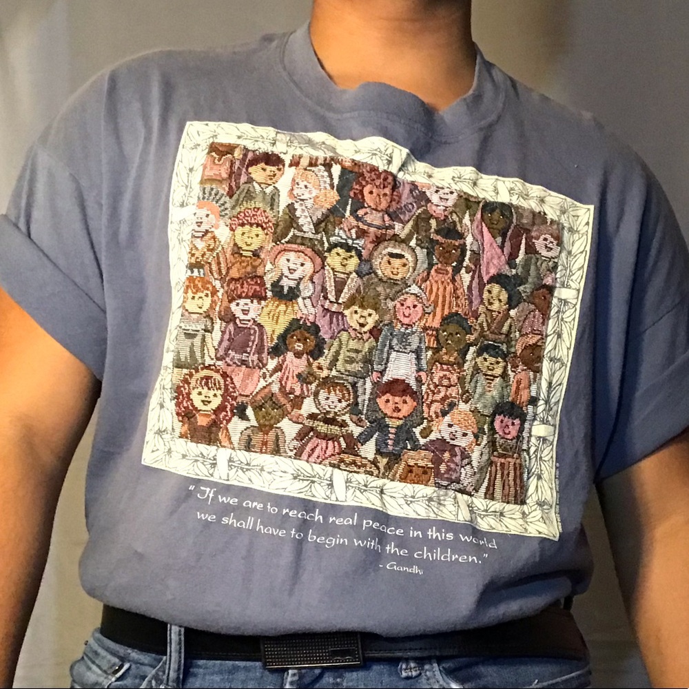 Quilt embroidered blue t-shirt with Gandhi quote